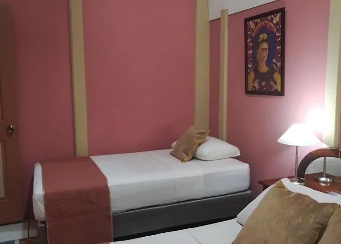 Gabriela, Casa Tucan